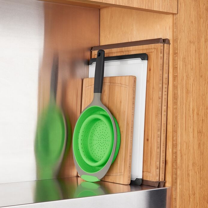 Silicone Collapsible Strainer (2.0 Qt) - US 6878