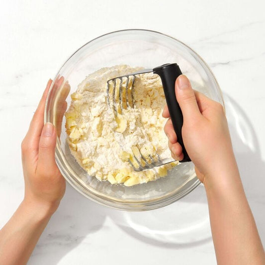 Dough Blender With Blades - US 2318