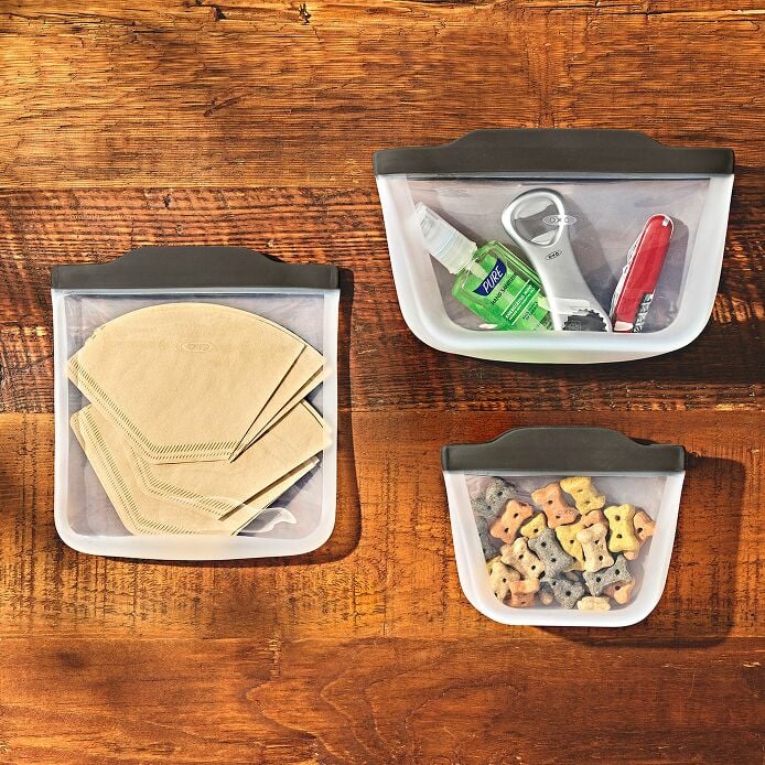 Outdoor Silicone Reusable Stand Up Bag Quart (32 oz) - US 6167