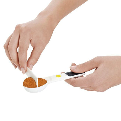 7 Piece Plastic Measuring Spoons - White - US 5979