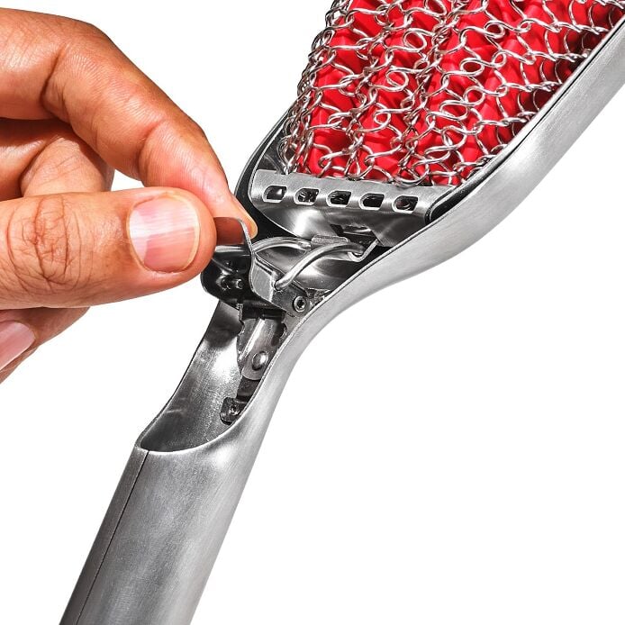 Coiled Grill Brush With Replaceable Head - US 6419