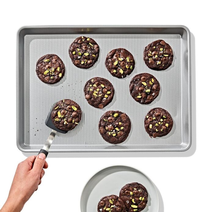 Non-Stick Pro Clear Coated Half Sheet Pan - US 8252